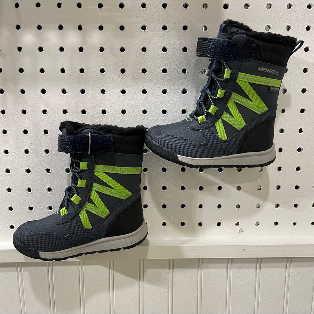 Merrell baby snow boots in navy and bright green